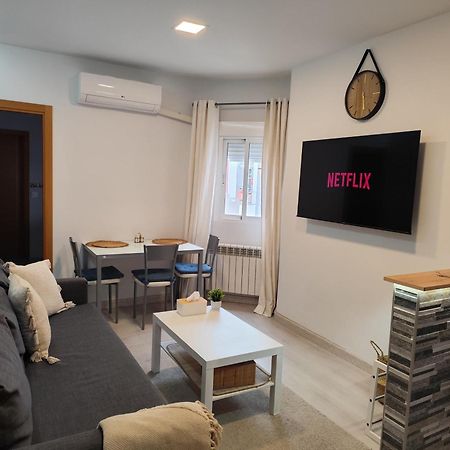 Cozy Apartment In The Heart Of มาดริด ภายนอก รูปภาพ